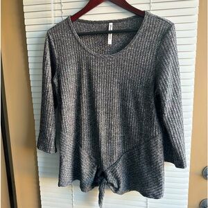 Simply Irresistible Women’s Large Top